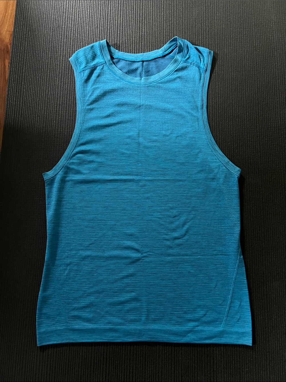 lululemon athletica Teal Metal Vent Sleeveless Tank Top